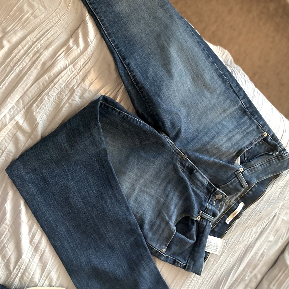 Levi jeans